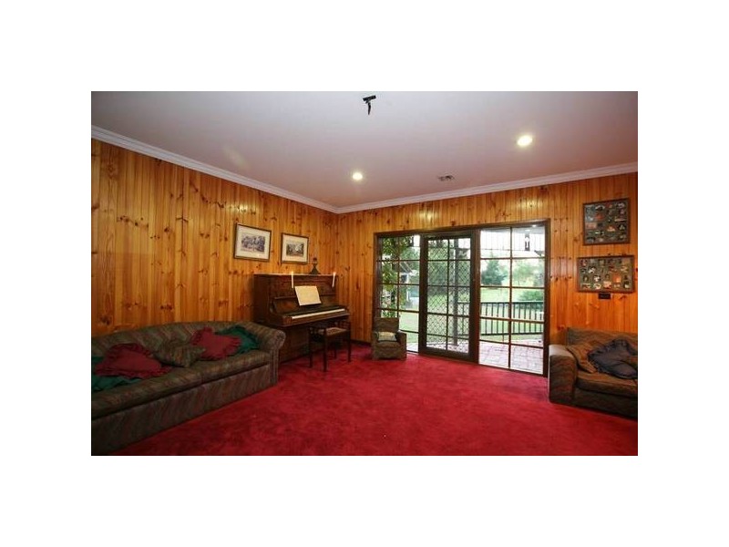 4 Renda Court, Narre Warren North VIC 3804