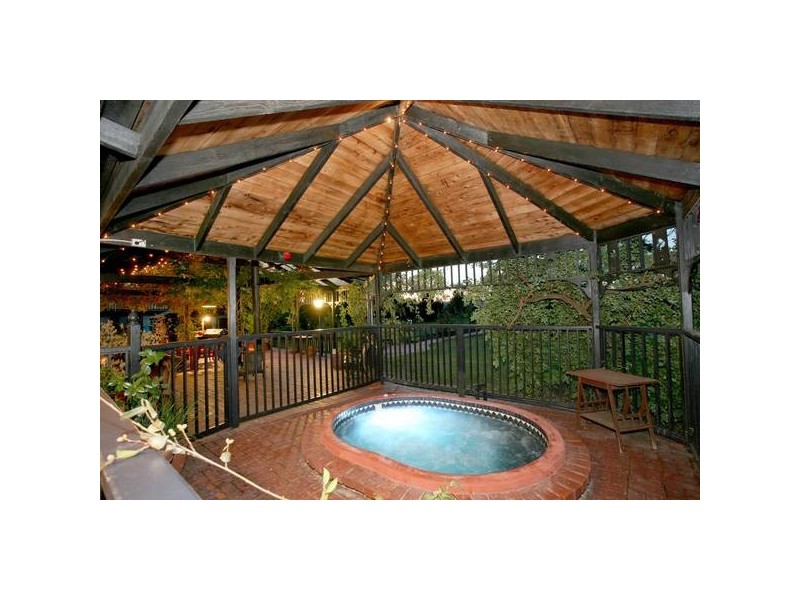 4 Renda Court, Narre Warren North VIC 3804