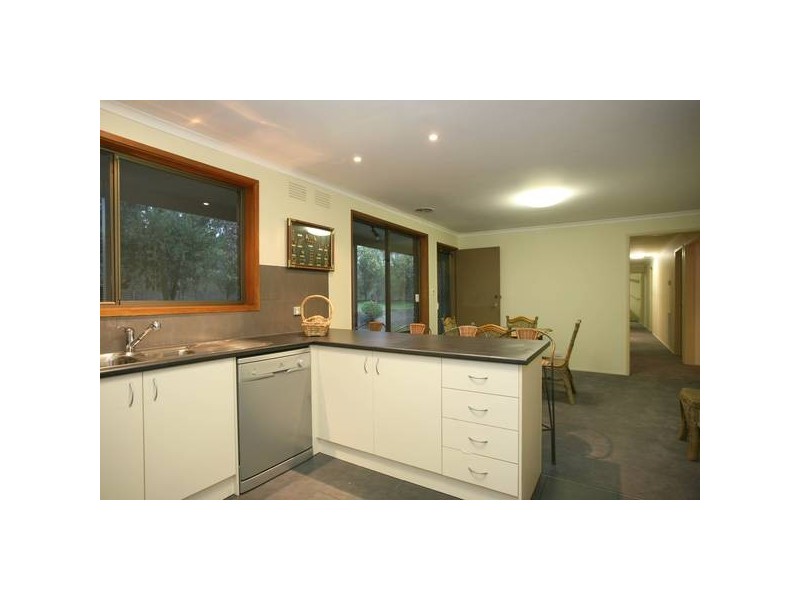 12-16 Old Gunns Court, Hallam VIC 3803