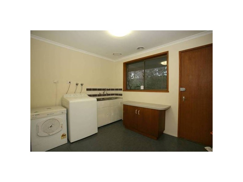 12-16 Old Gunns Court, Hallam VIC 3803