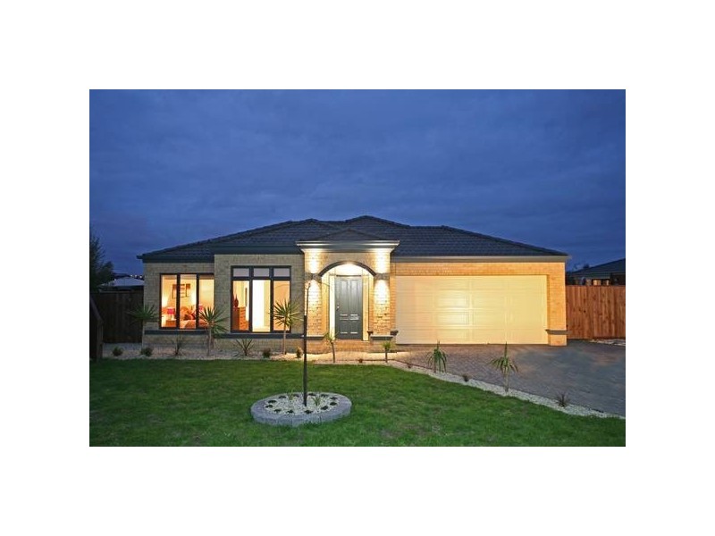 12 The Springs Close, Narre Warren South VIC 3805