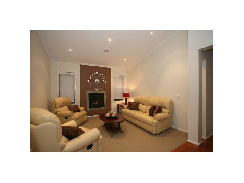 12 The Springs Close, Narre Warren South VIC 3805