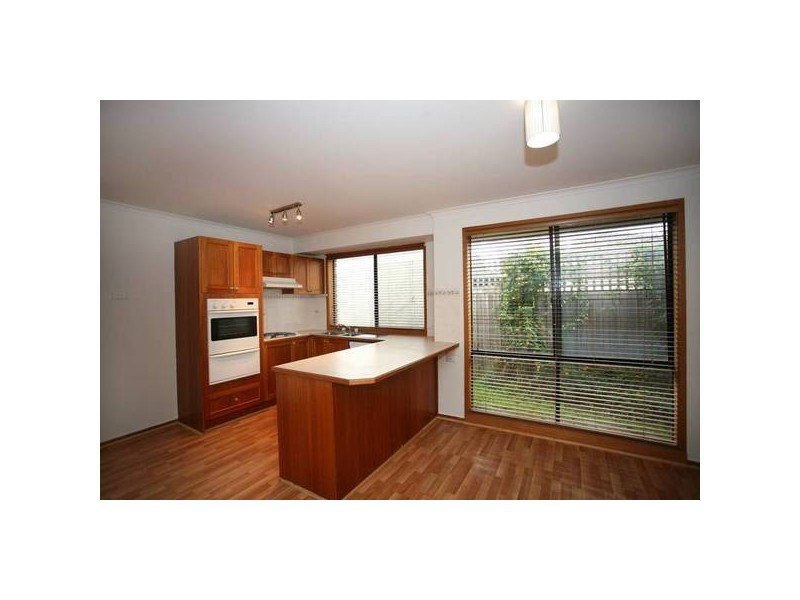9 Swan Court, Narre Warren South VIC 3805