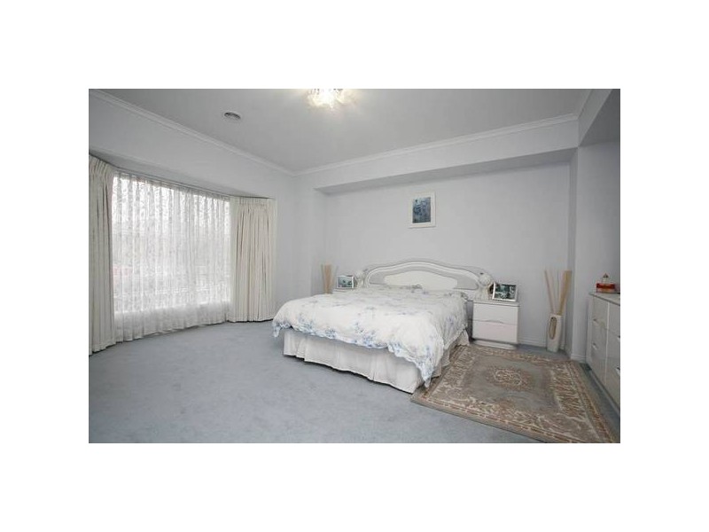 5 Longfield Way, Narre Warren South VIC 3805