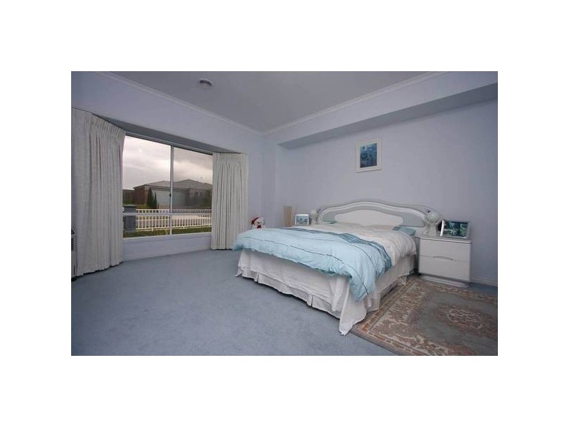 5 Longfield Way, Narre Warren South VIC 3805