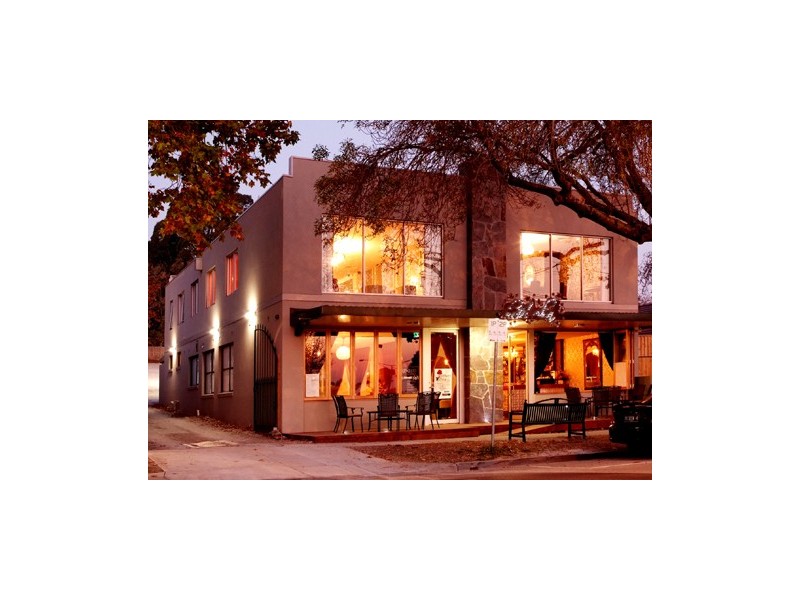 7 Gloucester Avenue, Berwick VIC 3806