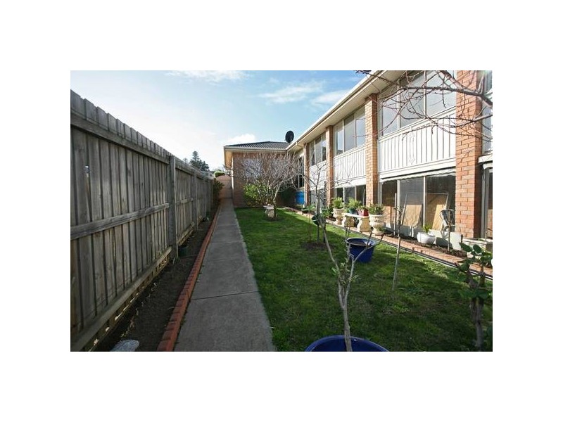 35 Ryelands Drive, Narre Warren VIC 3805