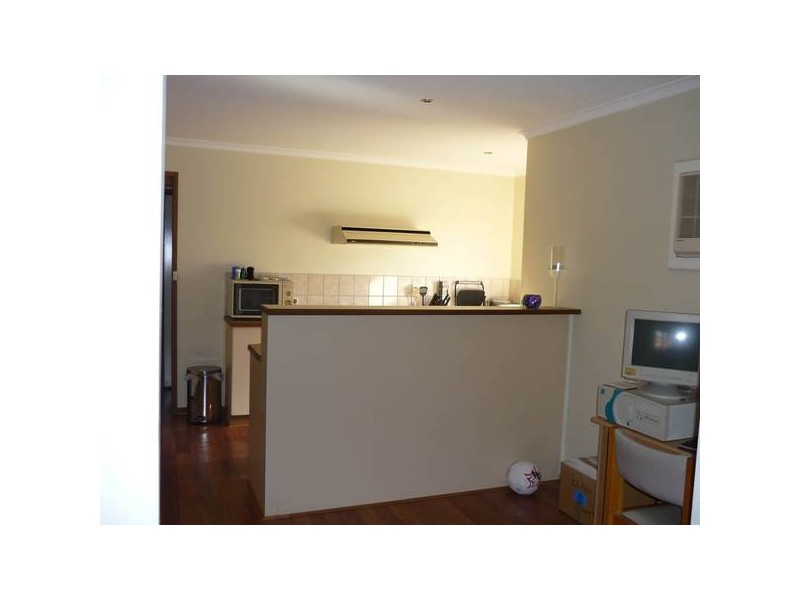 3/7-9 Beaconsfield Avenue, Beaconsfield VIC 3807