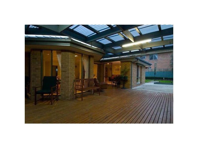 19 Cromford Crescent, Narre Warren South VIC 3805