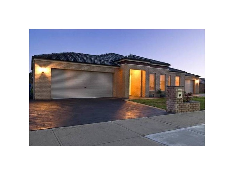 5 Holly Green Court, Narre Warren North VIC 3804