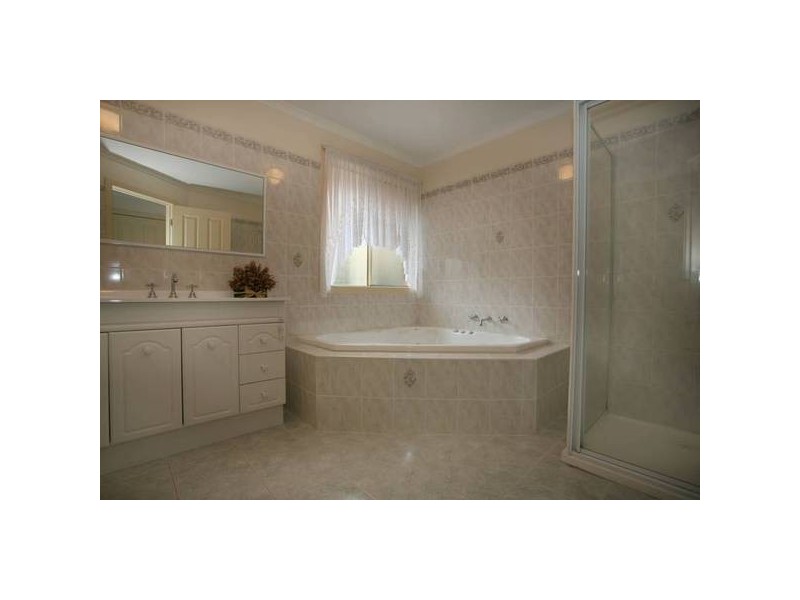 151 Maramba Drive, Narre Warren VIC 3805