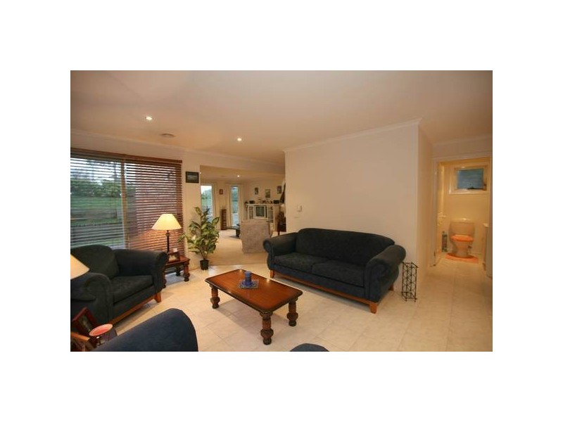 1/80 Inglis Road, Berwick VIC 3806