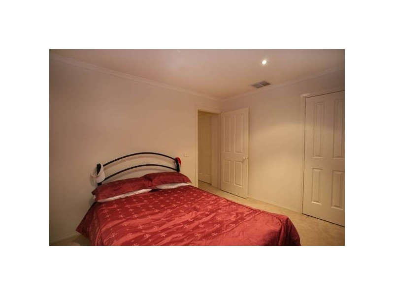 1/80 Inglis Road, Berwick VIC 3806