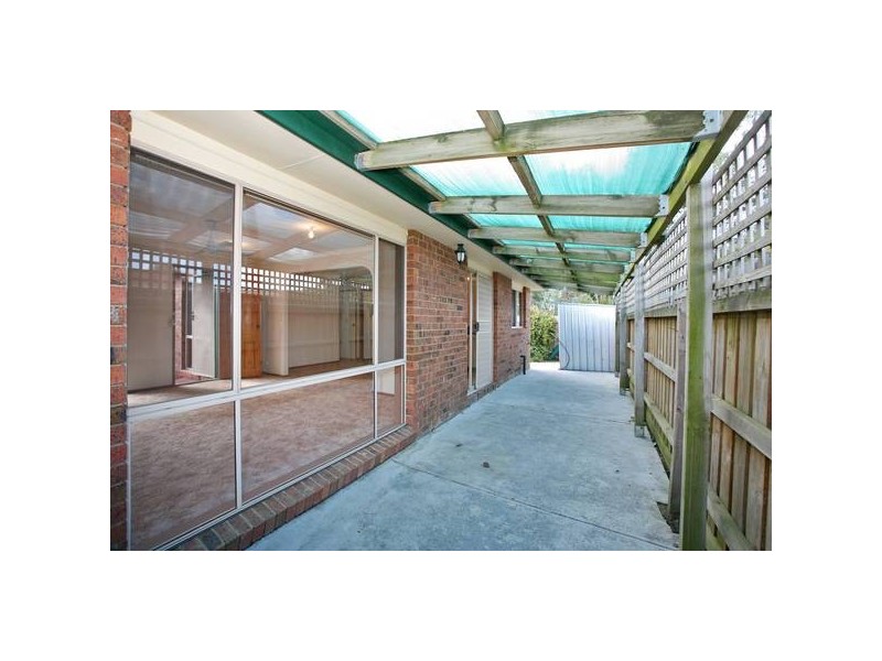 2/8 Aurea Court, Narre Warren VIC 3805