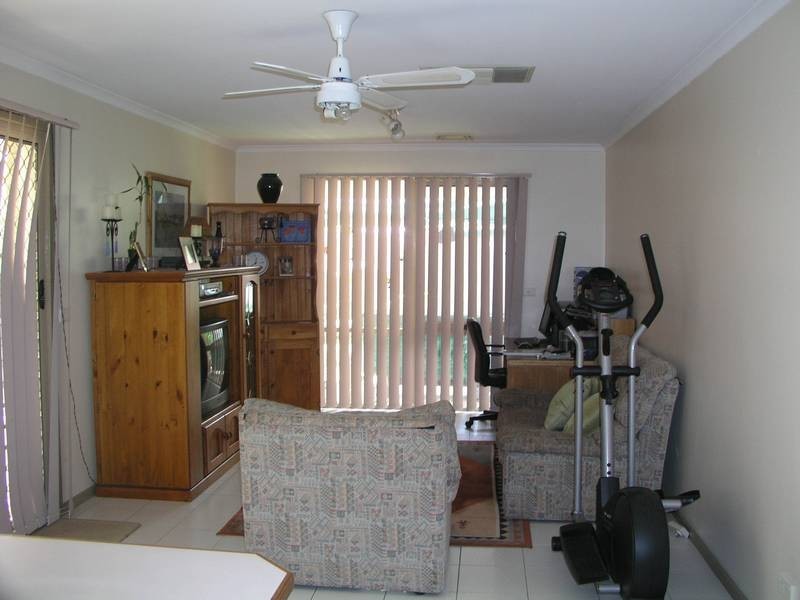 8 Garrett Court, Narre Warren VIC 3805