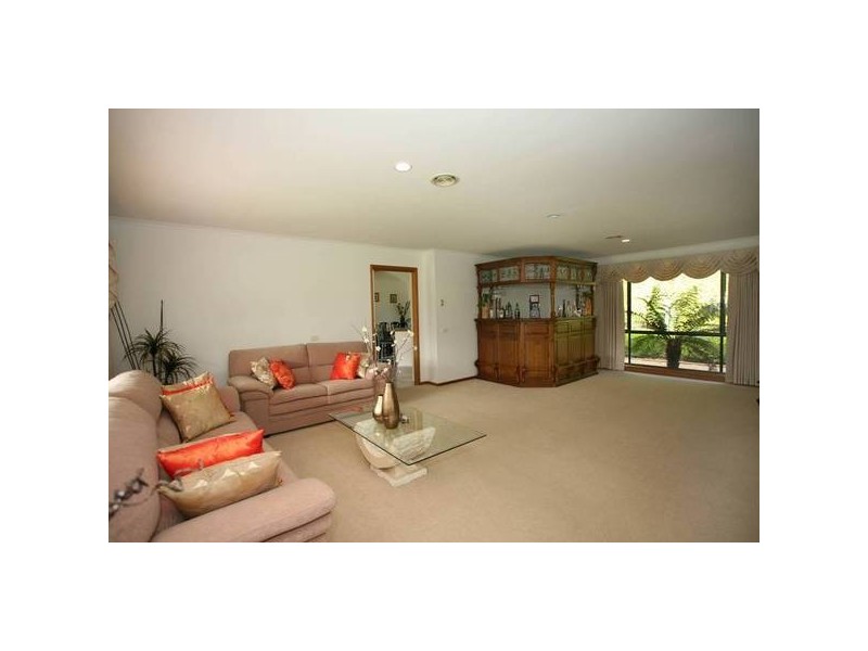 299 Belgrave Hallam Road, Narre Warren North VIC 3804