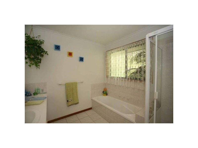 299 Belgrave Hallam Road, Narre Warren North VIC 3804