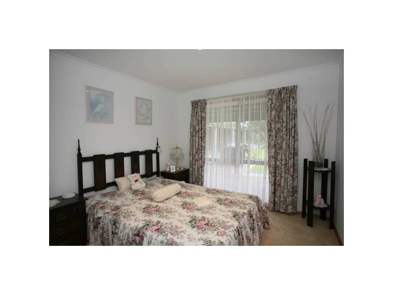 299 Belgrave Hallam Road, Narre Warren North VIC 3804