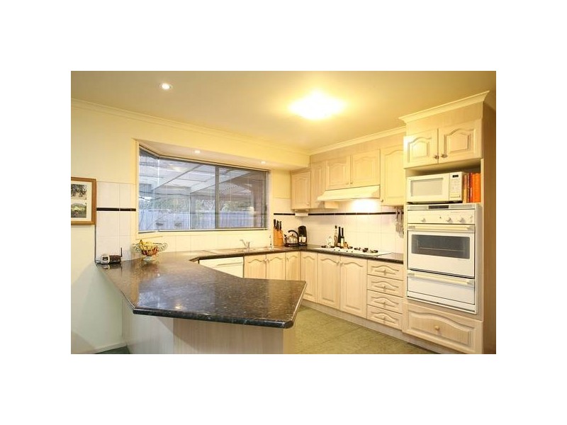 8 Daisy Court, Narre Warren South VIC 3805