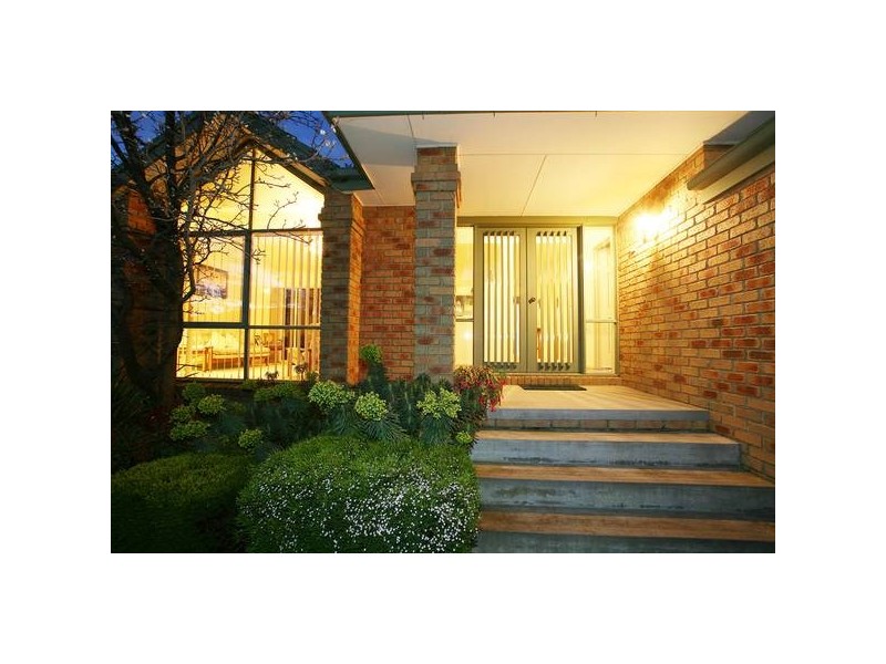 8 Daisy Court, Narre Warren South VIC 3805