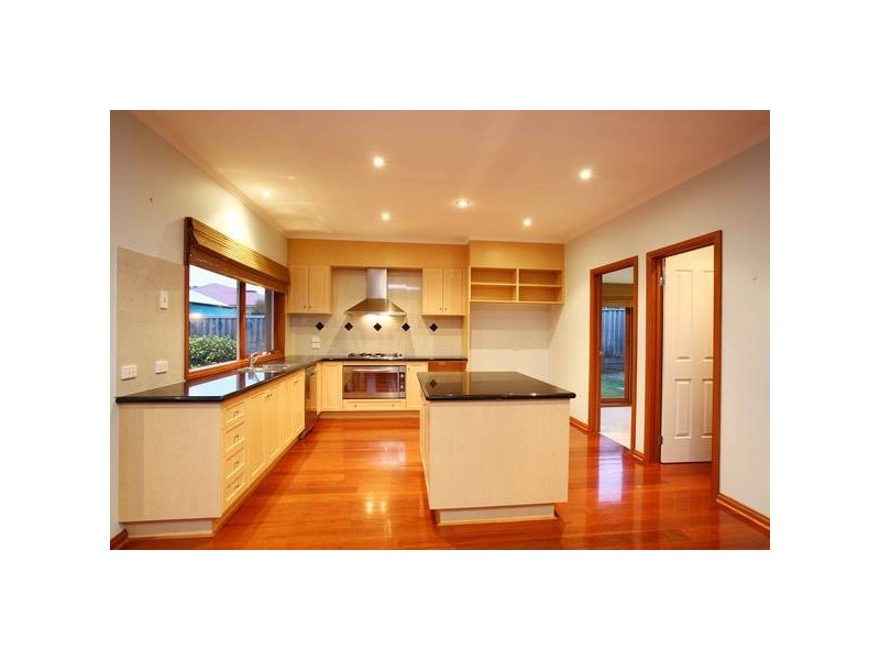 58 Berwick Springs Promenade, Narre Warren South VIC 3805