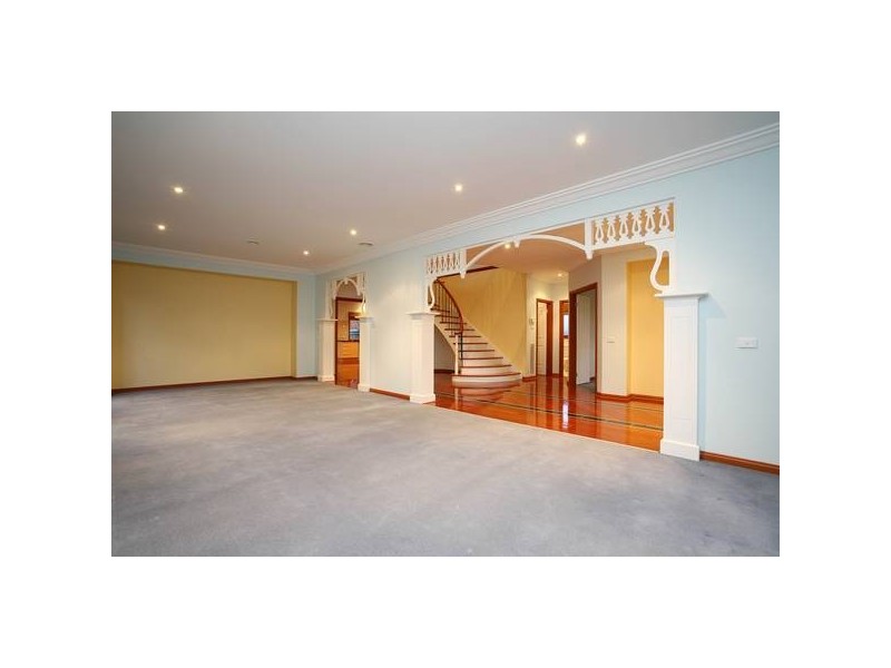 58 Berwick Springs Promenade, Narre Warren South VIC 3805