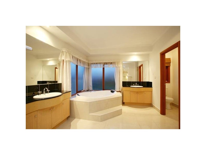 58 Berwick Springs Promenade, Narre Warren South VIC 3805