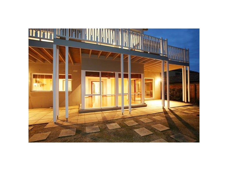 58 Berwick Springs Promenade, Narre Warren South VIC 3805