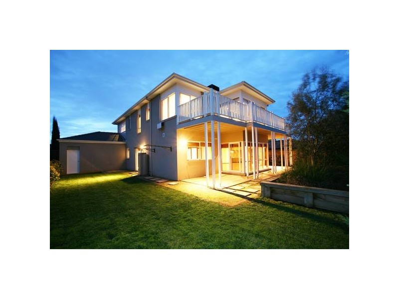 58 Berwick Springs Promenade, Narre Warren South VIC 3805