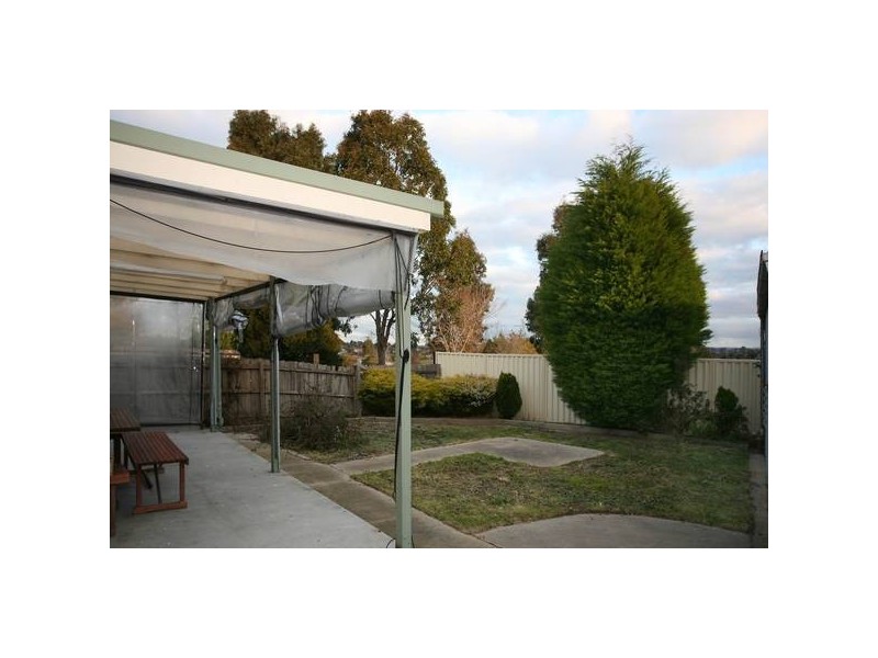 17 George Chudleigh Drive, Hallam VIC 3803