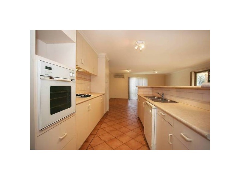 1 Miriam Close, Narre Warren VIC 3805