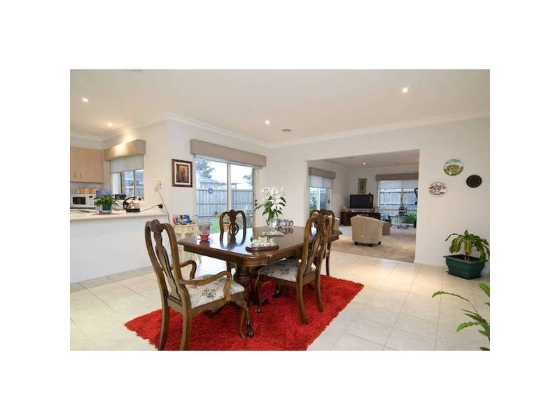 1 Carabeen Way, Lyndhurst VIC 3975