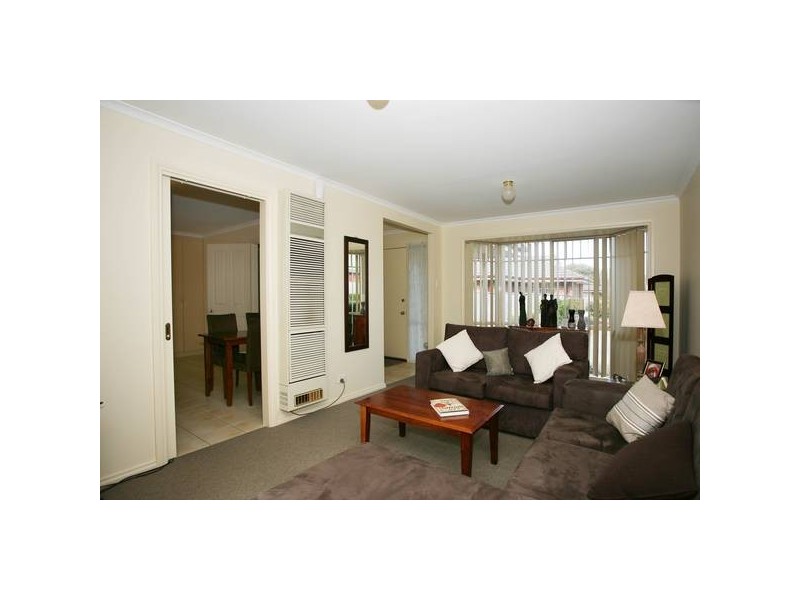 3/63 Cheviot Avenue, Berwick VIC 3806