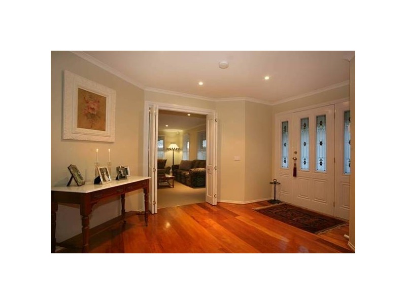 3 The Oval, Berwick VIC 3806