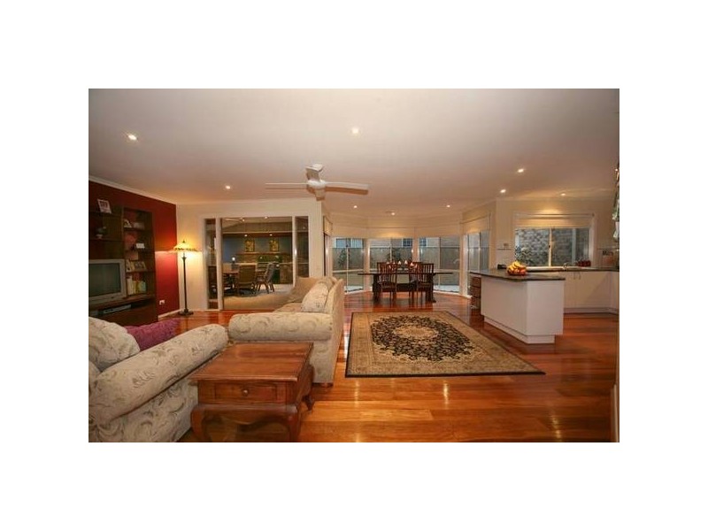 3 The Oval, Berwick VIC 3806