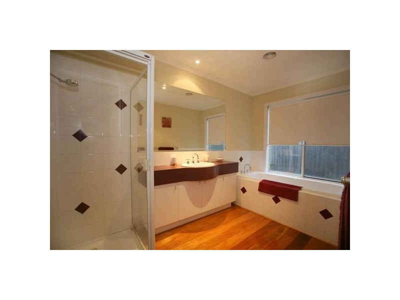 3 The Oval, Berwick VIC 3806