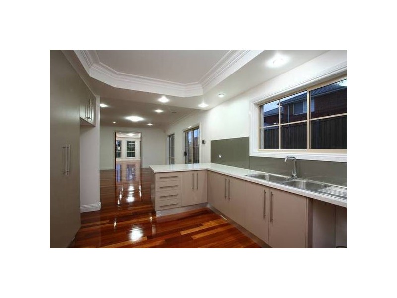 11 Oxford Court, Narre Warren South VIC 3805