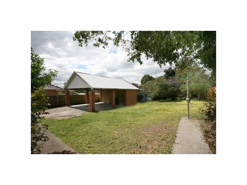 42 Charles Avenue, Hallam VIC 3803