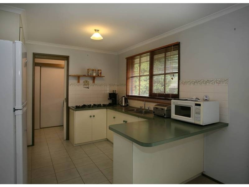 13 Howitt Court, Berwick VIC 3806