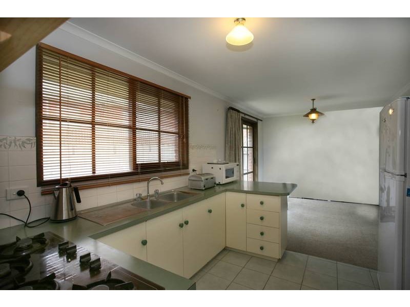 13 Howitt Court, Berwick VIC 3806