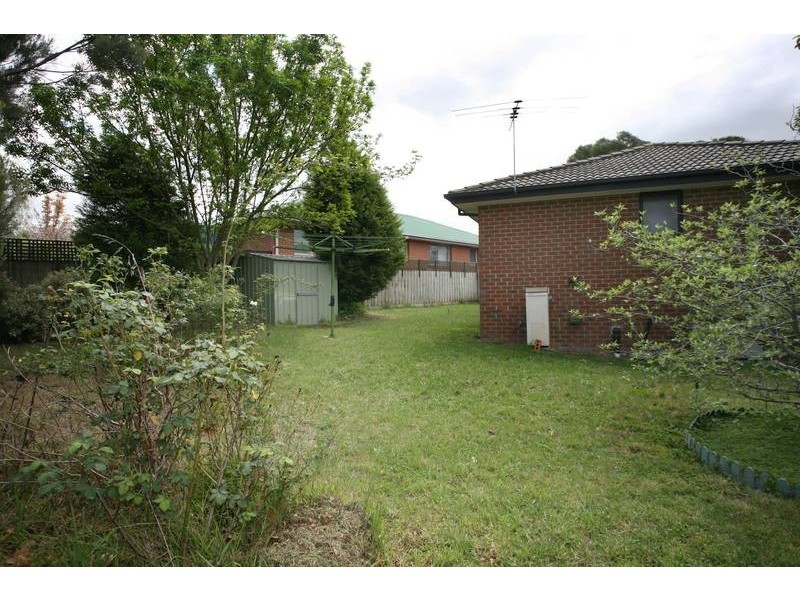 13 Howitt Court, Berwick VIC 3806