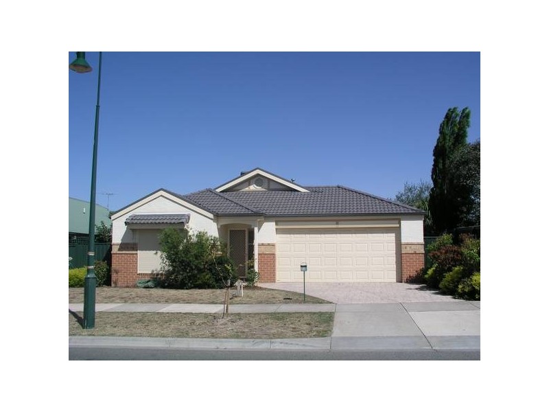 53 Sherwood Drive, Narre Warren South VIC 3805