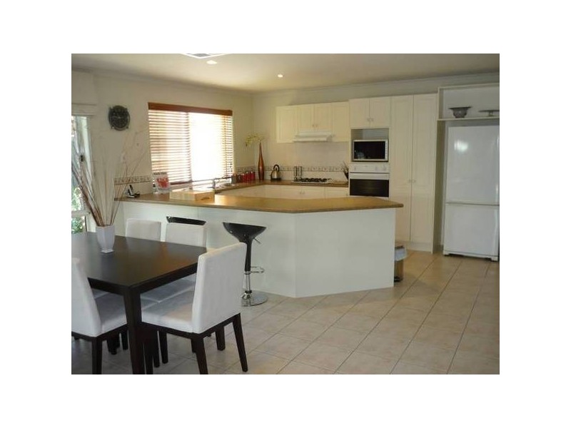 53 Sherwood Drive, Narre Warren South VIC 3805