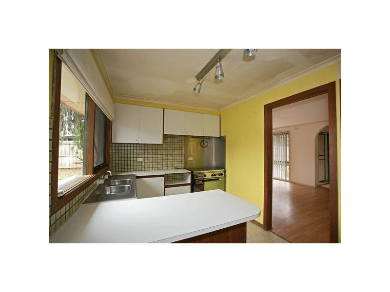 32 Millswyn Avenue, Hampton Park VIC 3976