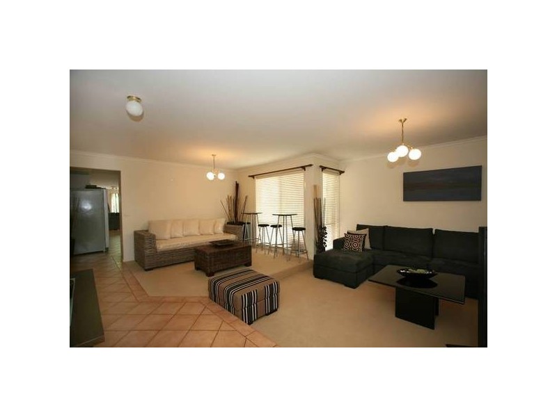 1 Miriam Close, Narre Warren VIC 3805