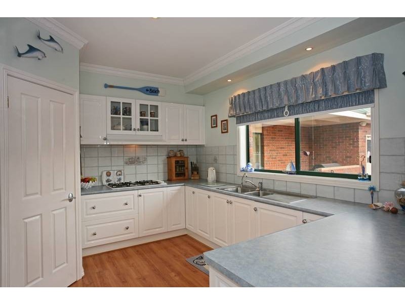 1 Cleveland Close, Narre Warren North VIC 3804