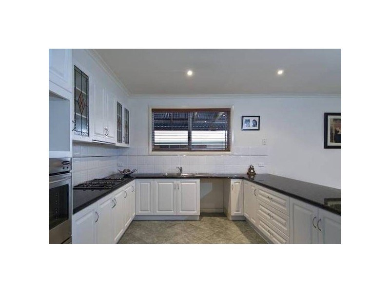 14 Hillston Court, Narre Warren South VIC 3805