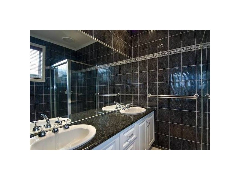 14 Hillston Court, Narre Warren South VIC 3805