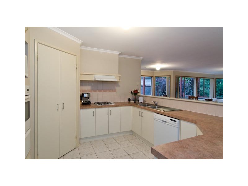 30 The Promenade, Narre Warren South VIC 3805