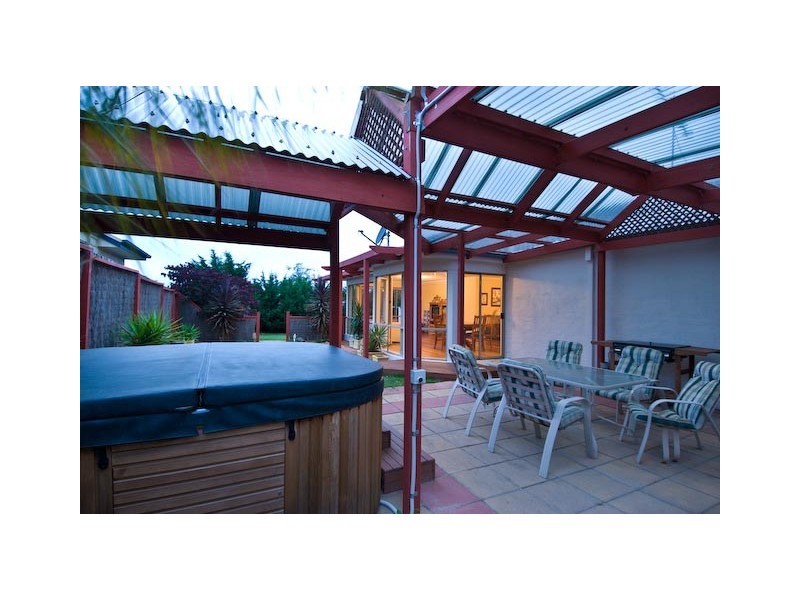 30 The Promenade, Narre Warren South VIC 3805